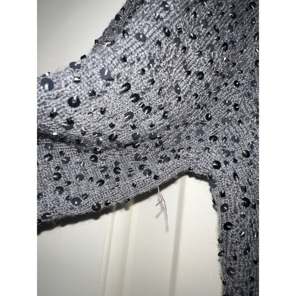 Classiques ENTIER GREY SEQUINS SWEATER - SIZE M - Picture 5 of 5